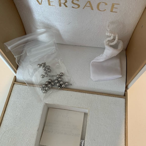 Stainless Versace rotating face watch - Picture 5 of 8